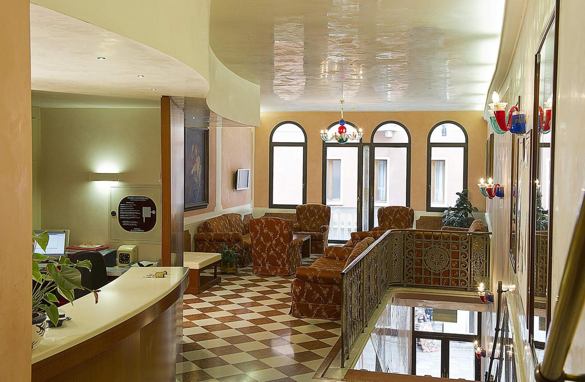 Hotel Nazionale Venedik Dış mekan fotoğraf