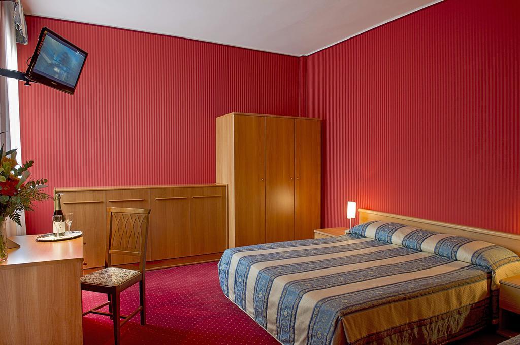 Hotel Nazionale Venedik Dış mekan fotoğraf